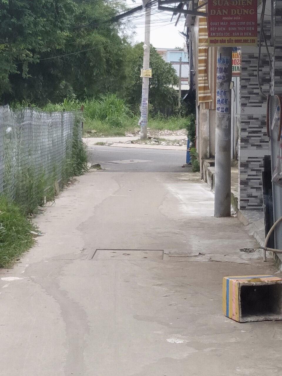 nha-gia-re-so-hong-rieng-mua-ban-nha-dat-quan-12-hem-rong